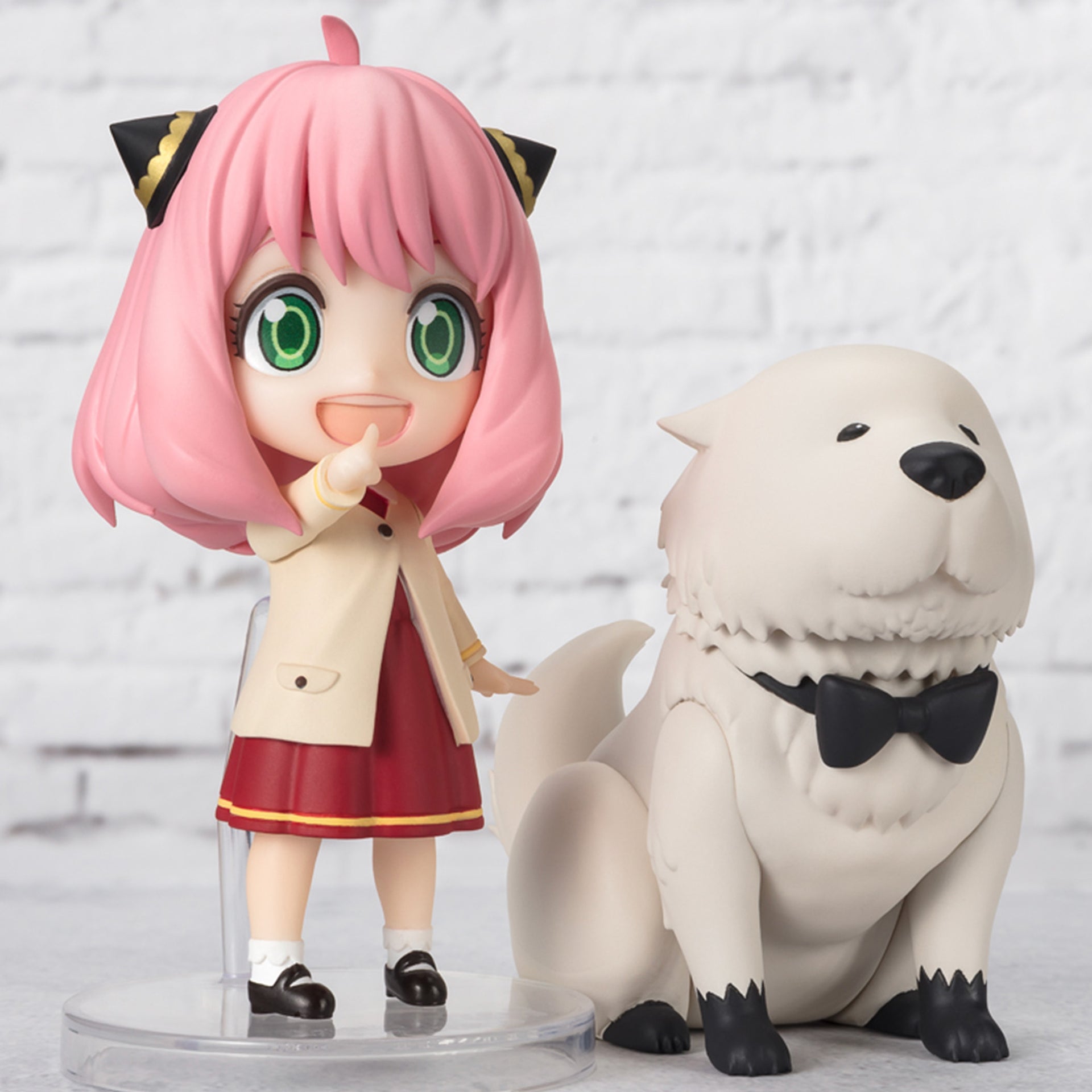 Spy x Family Anya Forger Odekeke Outfit Figuarts Mini Figure
