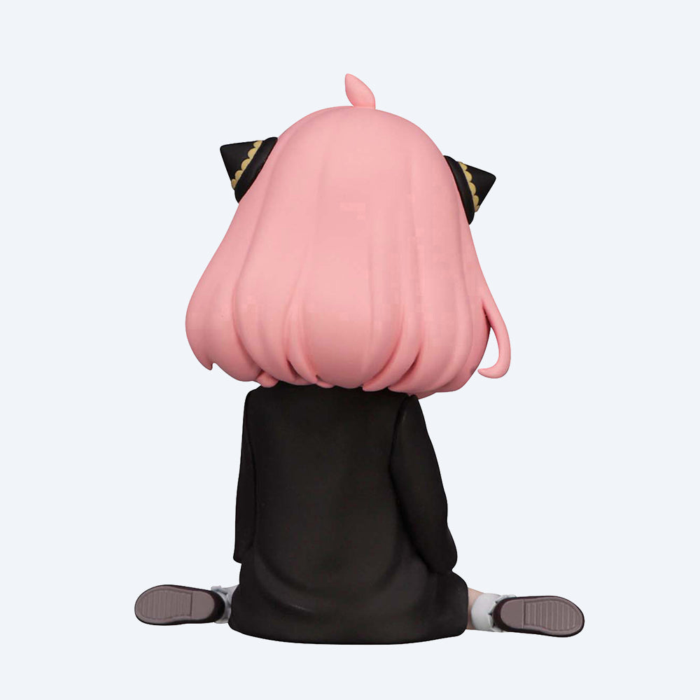 Spy × Family Anya Forger Sitting on the Floor Noodle Stopper Figure