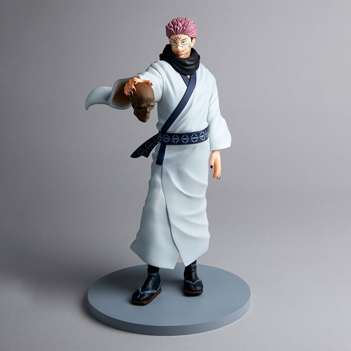 Jujutsu Kaisen Sukuna with Skull Prize Figure