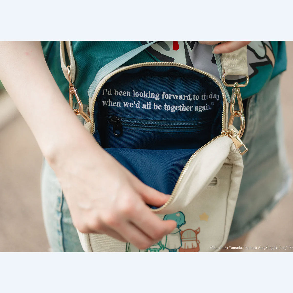 Frieren: Beyond Journey's End ohmonah Crossbody Bag