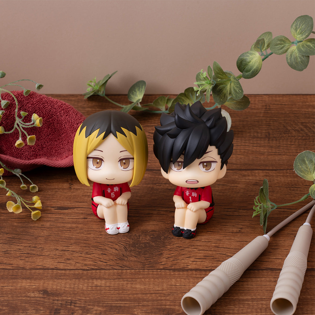 Haikyu!! Tetsuro Kuroo Uniform Ver. (Repeat) Megahouse Lookup Figure