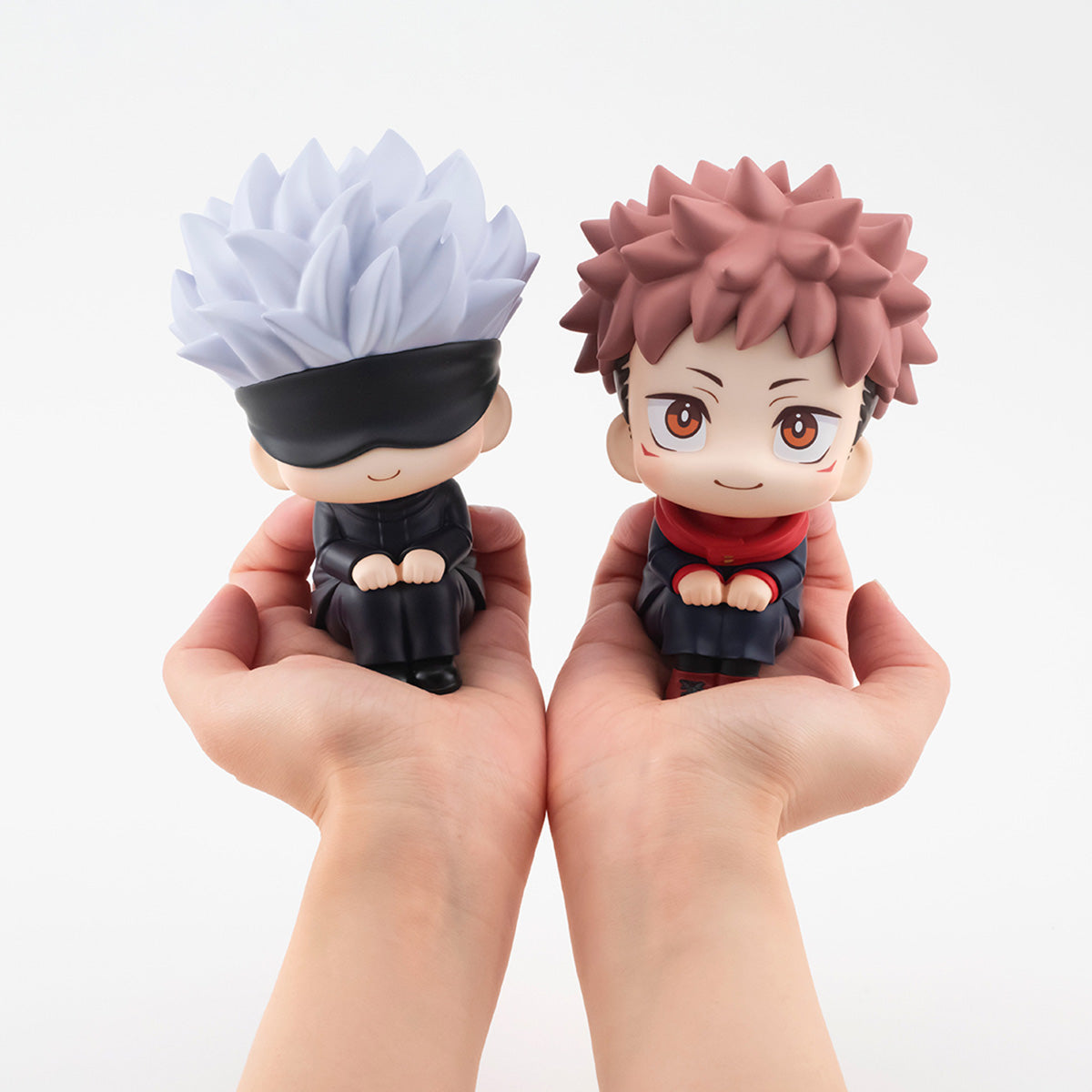 JUJUTSU KAISEN Satoru Gojo Megahouse Lookup Figure (Reissue)