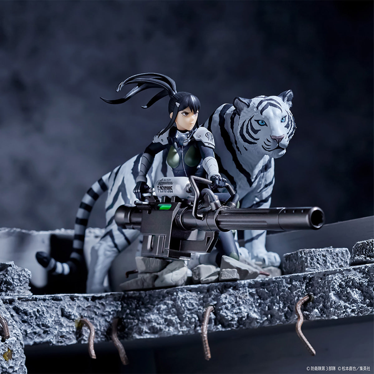 Kaiju No. 8 Ashiro Mina and Bakko 1/18 Scale Figure