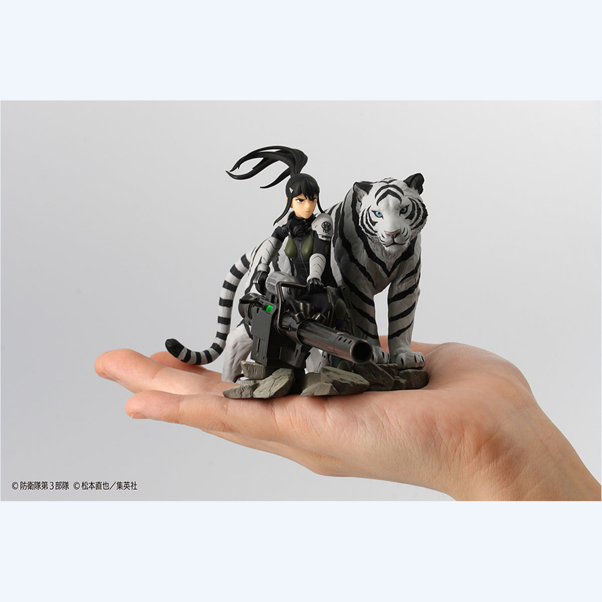 Kaiju No. 8 Ashiro Mina and Bakko 1/18 Scale Figure