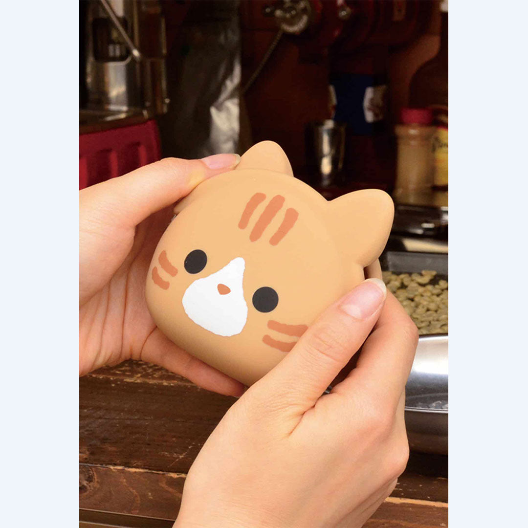 mimi POCHI Tabby Cat Friends