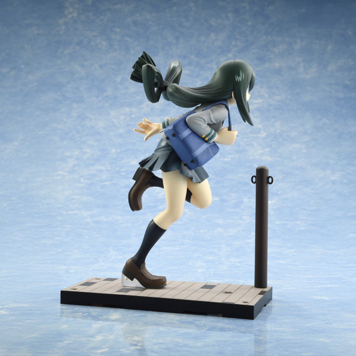 My Hero Academia Asui Tsuyu School Uniform Figure