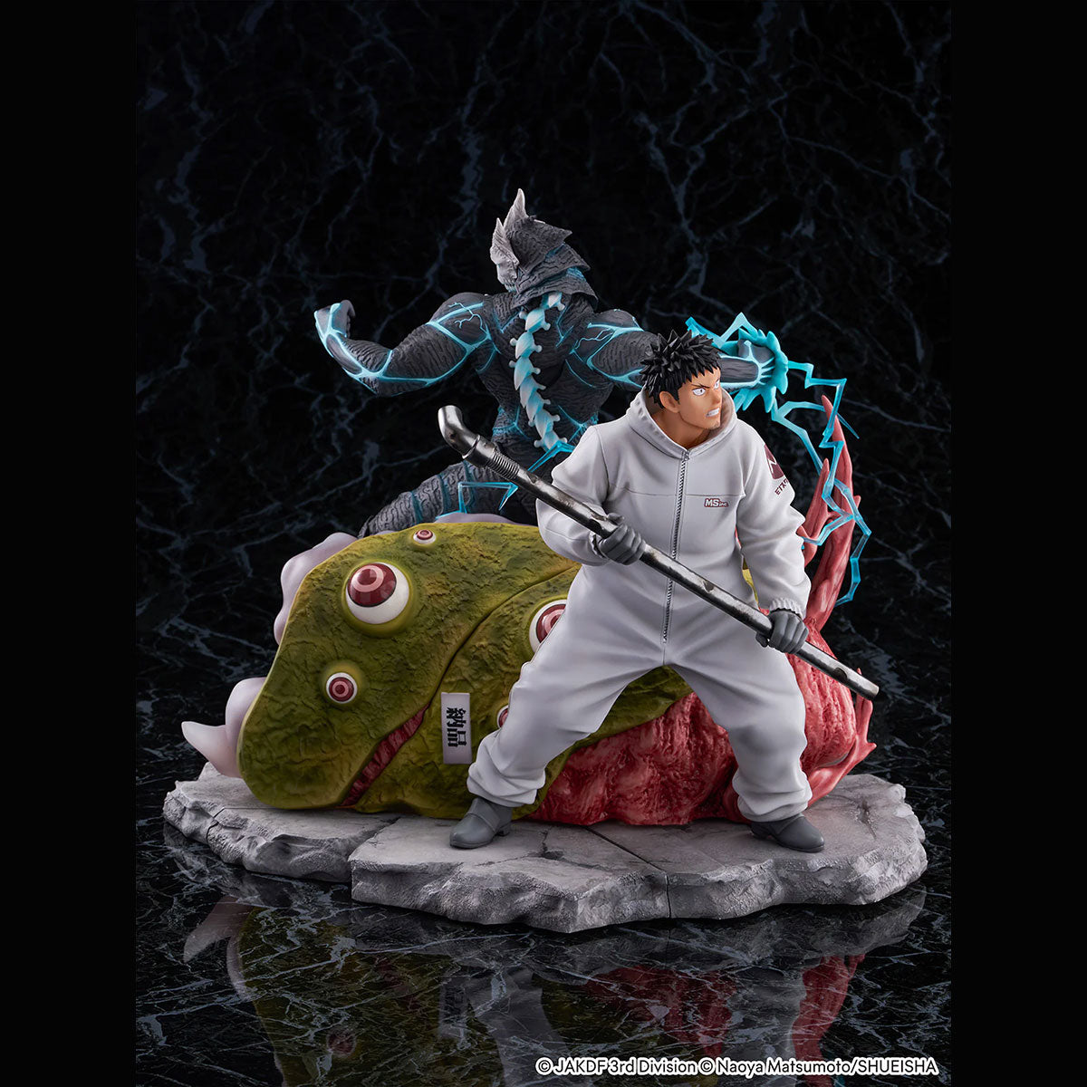 Kaiju No. 8 & Kafka Hibino 1/7 Scale Figure