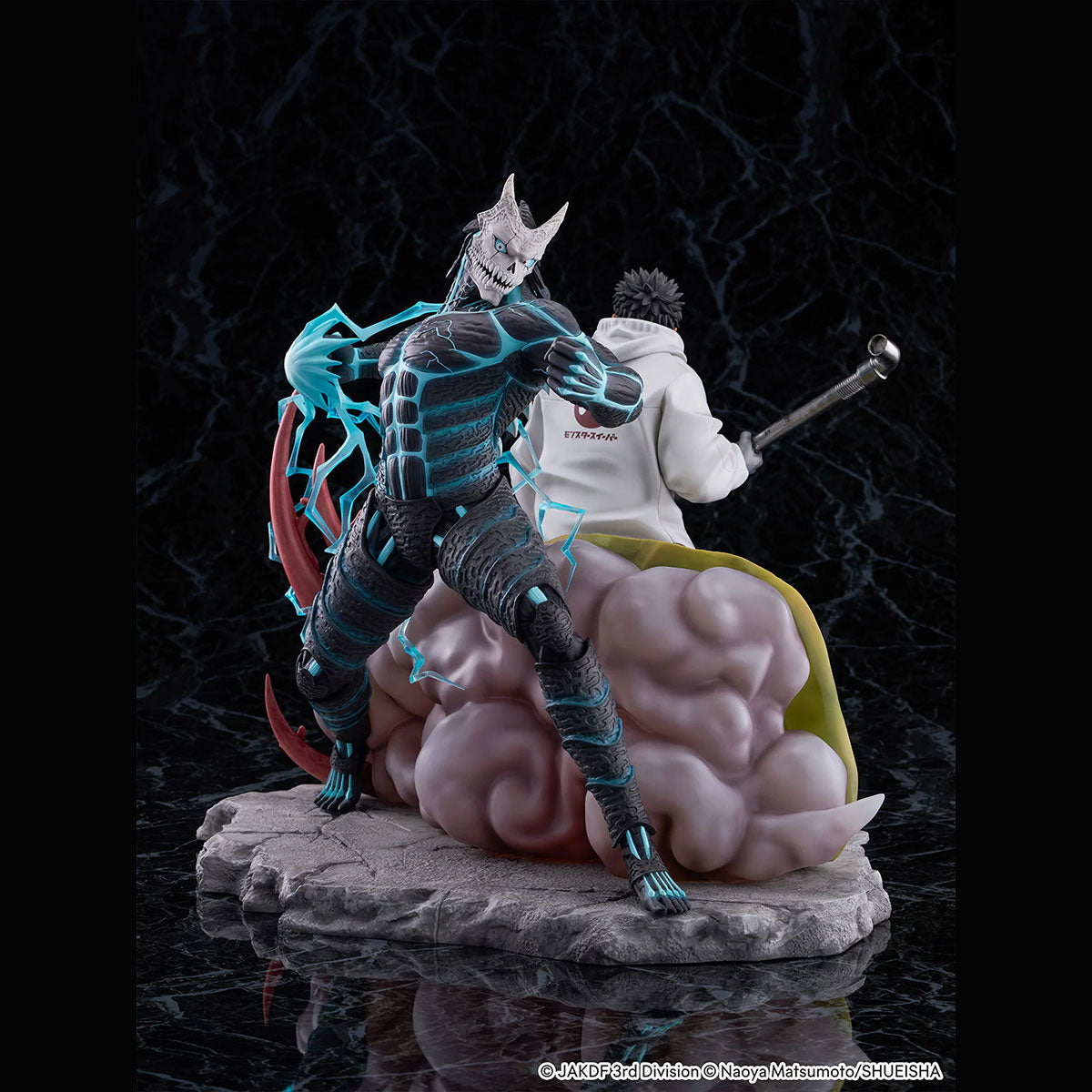 Kaiju No. 8 & Kafka Hibino 1/7 Scale Figure