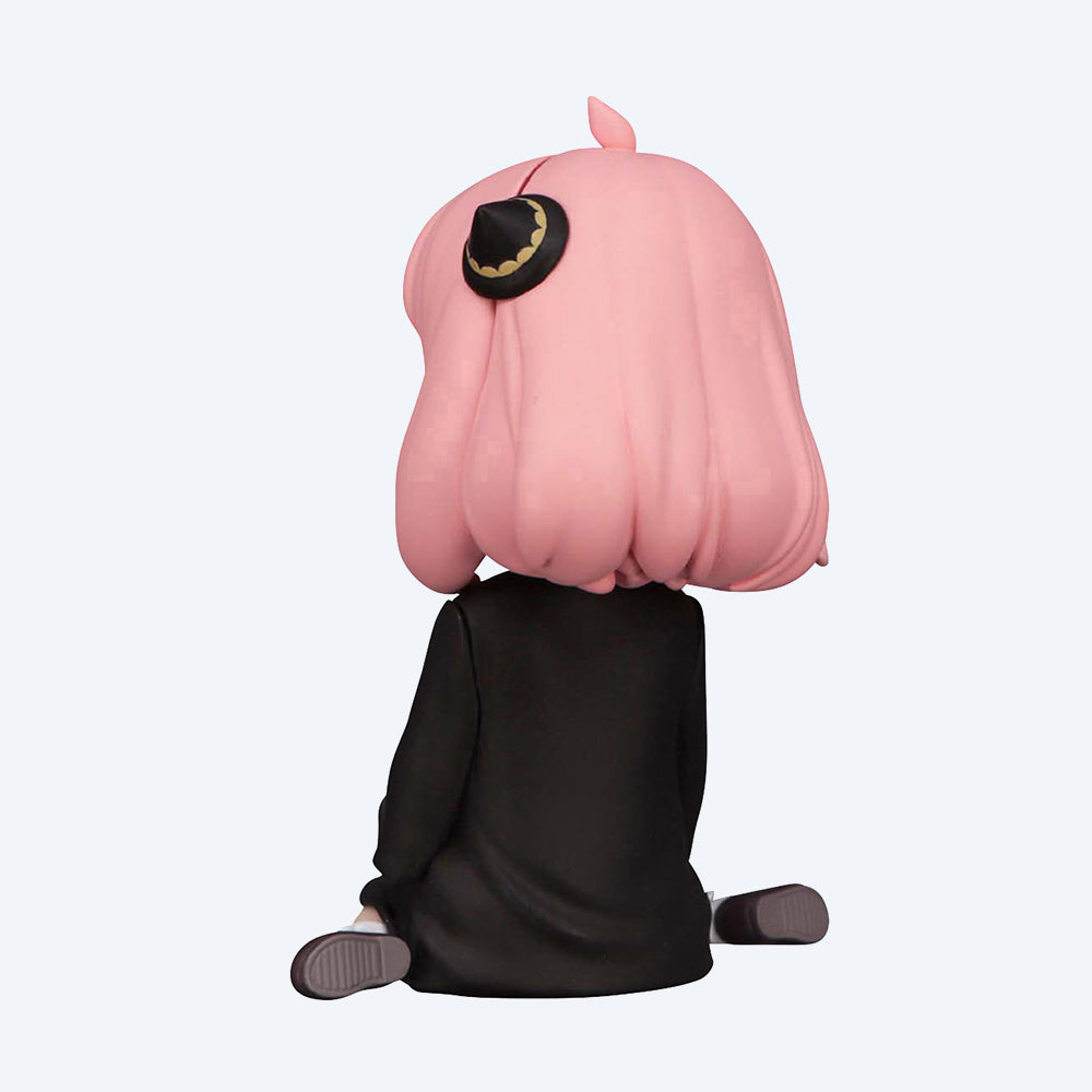 Anya Forger Sitting on the Floor Spy x Family Noodle Stopper Figure
