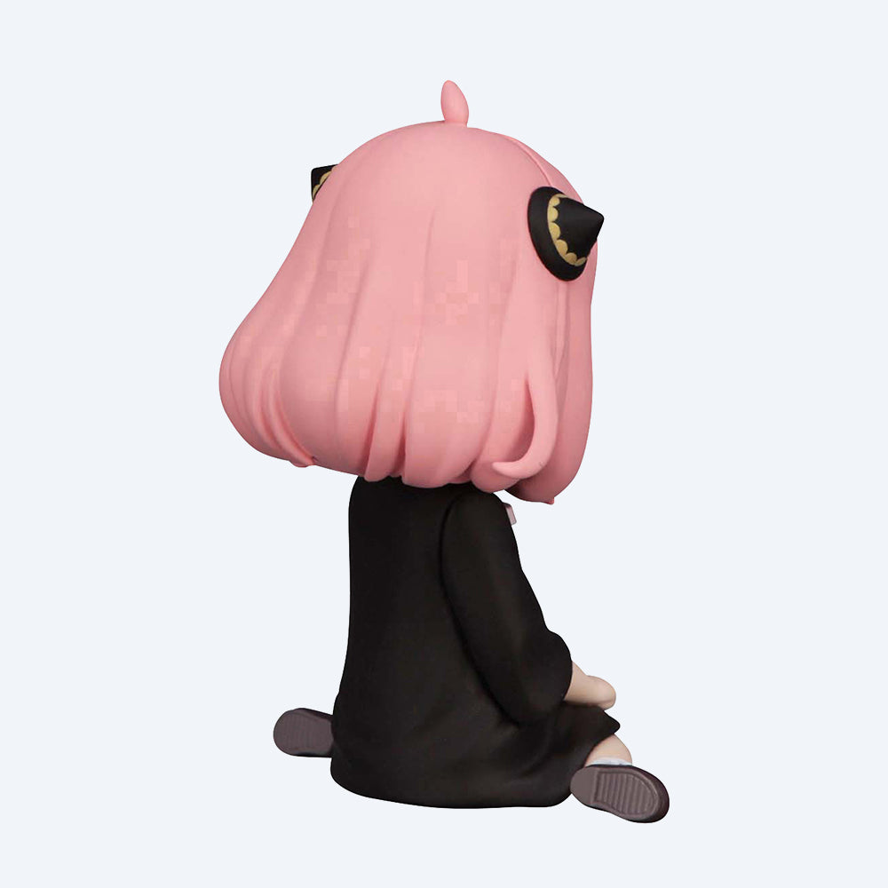 Anya Forger Sitting on the Floor Spy x Family Noodle Stopper Figure