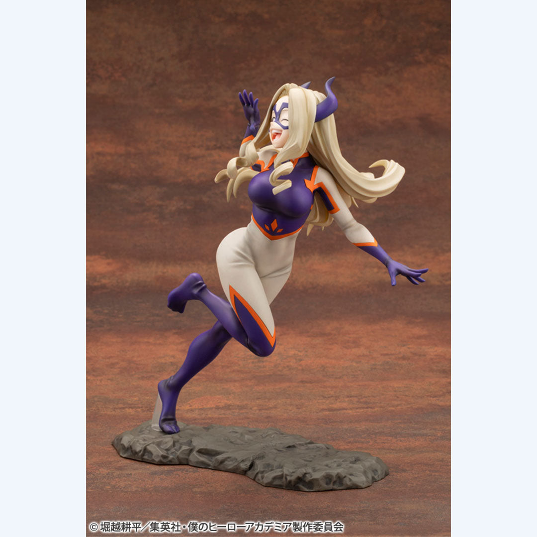 My Hero Academia Mt. Lady ARTFX J Figure