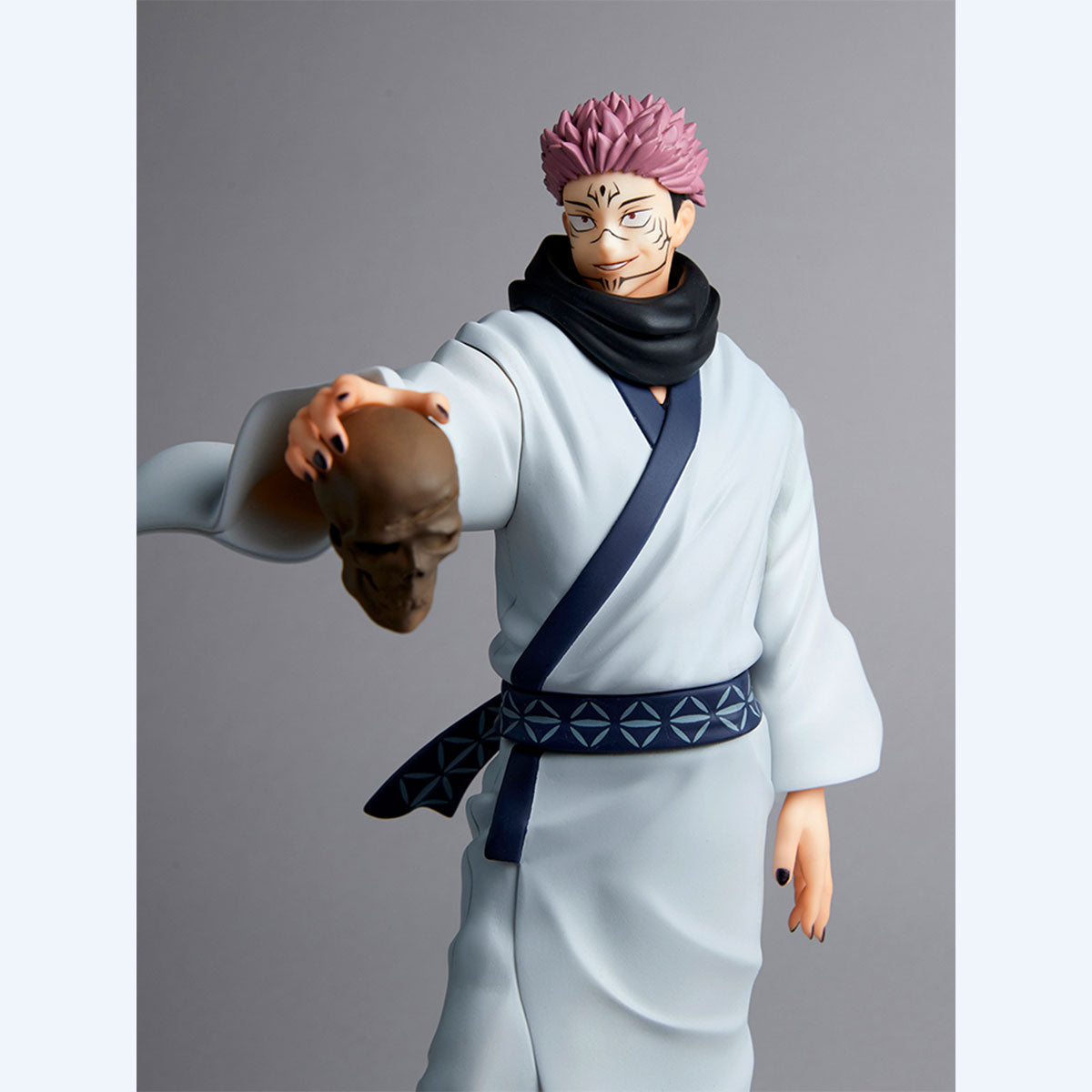 Jujutsu Kaisen Sukuna with Skull Prize Figure