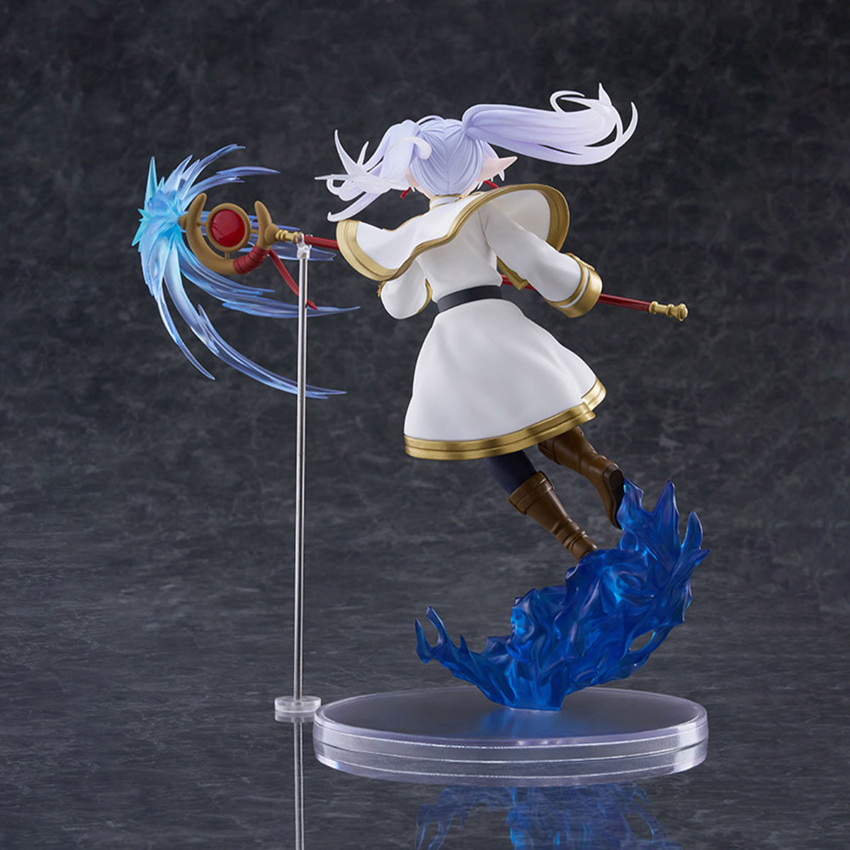 Frieren: Beyond Journey's End AMP+ Frieren Figure