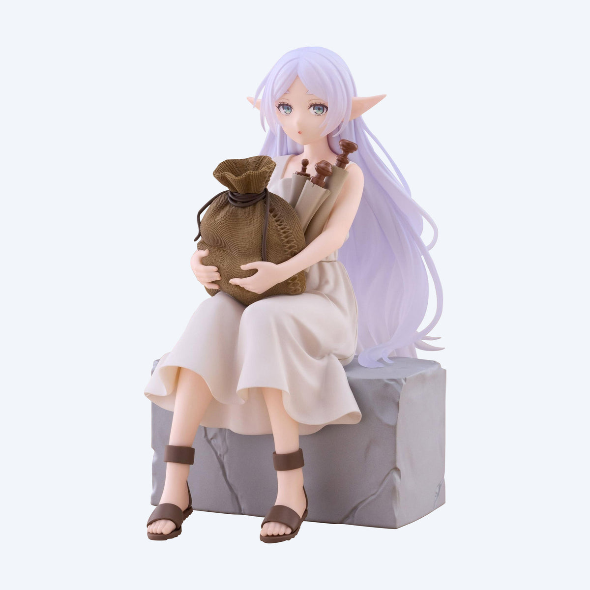 Frieren: Beyond Journey's End Frieren In Training Ver. Desktop Figure