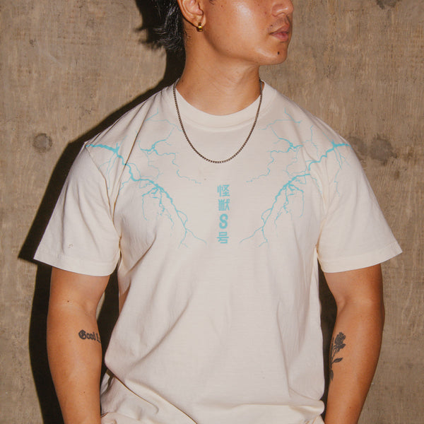 Kaiju No. 8 Lightning Tee – TOHO animation Store | US