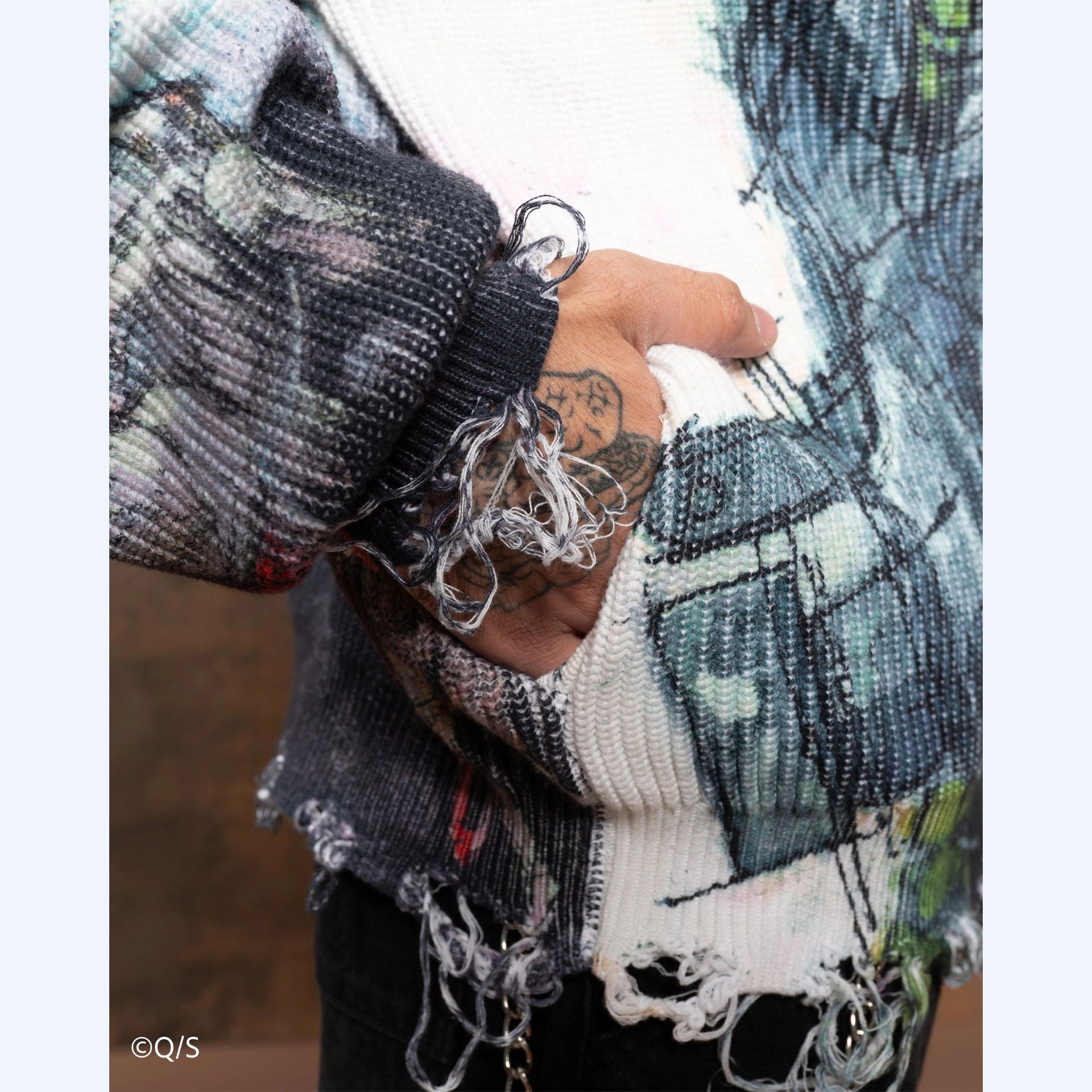 Dorohedoro Mud and Sludge Caiman Steady Hands Hoodie