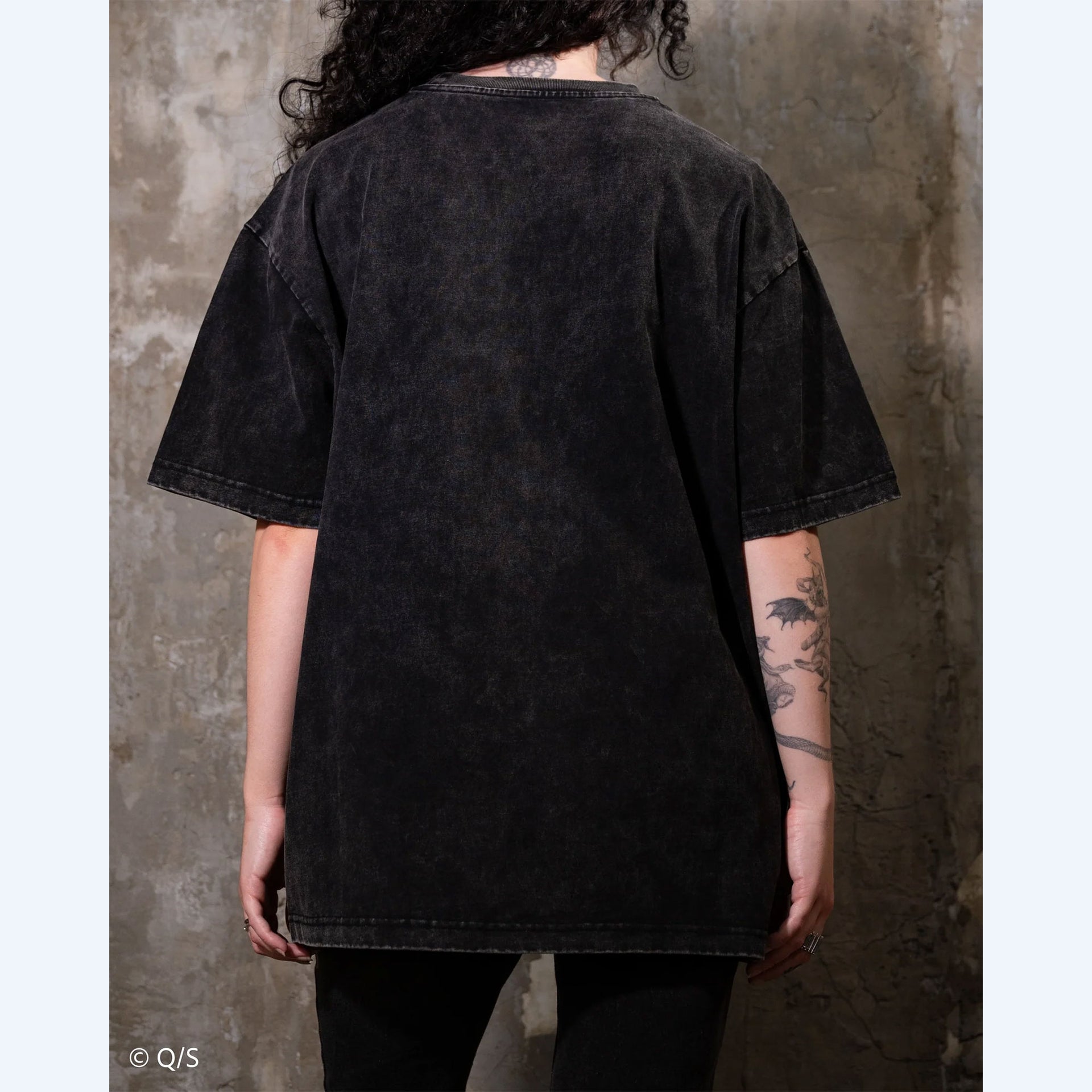Dorohedoro Darkness Steady Hands Tee