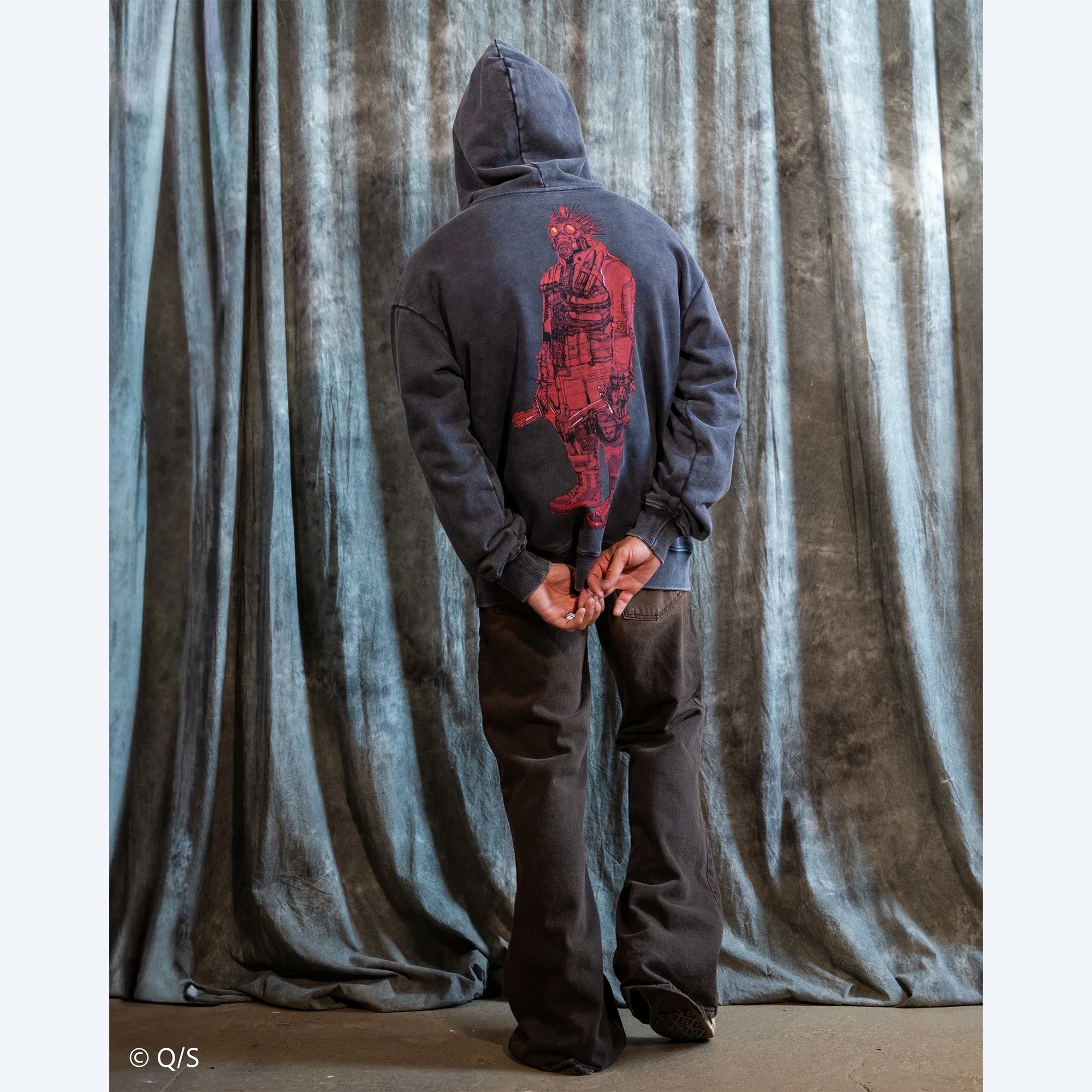 Dorohedoro Caiman Mineral Wash XX Steady Hands Hoodie – TOHO